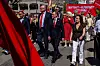 Utenriksminister Espen Barth Eide går i demonstrasjonstog i Oslo på 1. mai.